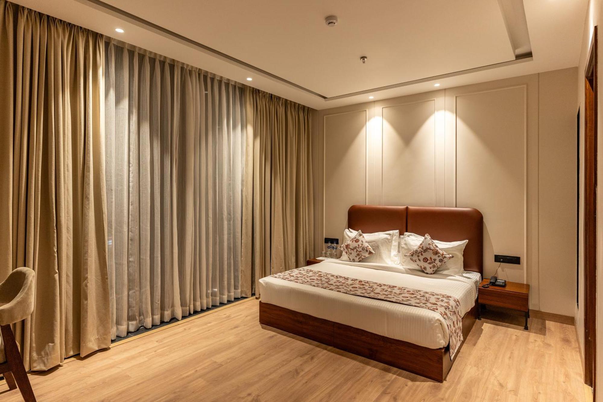 City Klyde Inn Amritsar Extérieur photo